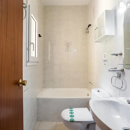 Disfruta De La Costa Brava *